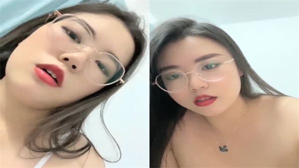 肉丝高跟肥臀巨乳眼镜骚货,淫声荡语撩骚互动!道具狂玩骚逼高潮喷水,浪叫不断!